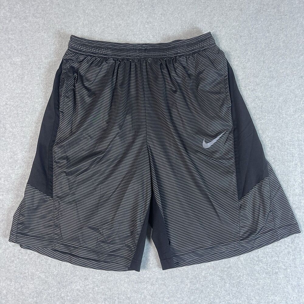 Vintage Y2K Nike Dri-FIT Men's Basketball Shorts XL Baggy Below Knee Streetwear